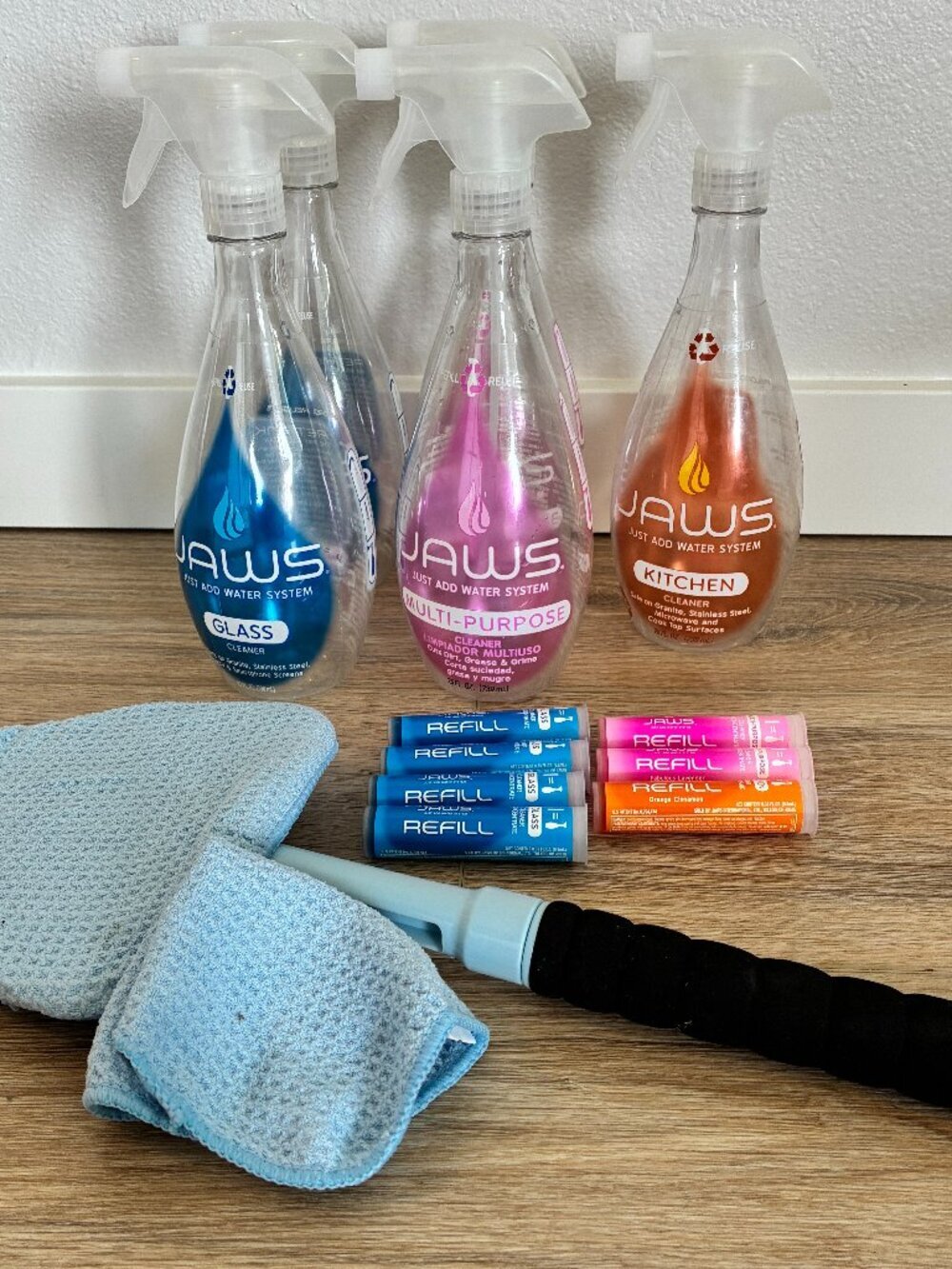Jaws Cleaning System Lot of 15 Refillable Bottles Refill Pods Glass Max Scrubber